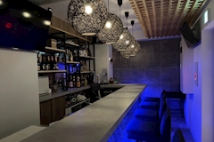 Girls Resort Bar Wave ・ウェーブ - 中目黒駅のガールズバー 店舗写真