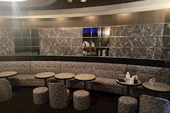 club lounge 和花・ワカ - 湯島のパブ/スナック 店舗写真