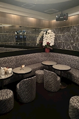 club lounge 和花・ワカ - 湯島のパブ/スナック 店舗写真