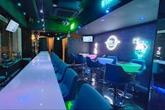 mule・ミュール - 池袋西口のガールズバー 店舗写真