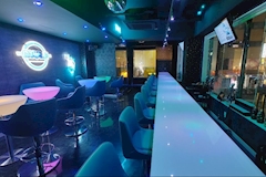 mule・ミュール - 池袋西口のガールズバー 店舗写真