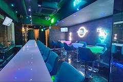 mule・ミュール - 池袋西口のガールズバー 店舗写真