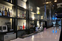 Blanc・ブラン - 南区・井尻のガールズバー 店舗写真