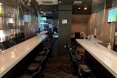 Blanc・ブラン - 南区・井尻のガールズバー 店舗写真