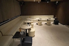 ViVi・ヴィヴィ - 上福岡のガールズバー 店舗写真