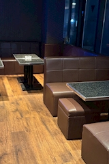 Honey White・ハニーホワイト - ミナミのスナック 店舗写真