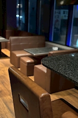 Honey White・ハニーホワイト - ミナミのスナック 店舗写真