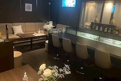メンバーズ 優美・ユウビ - 中洲のスナック 店舗写真