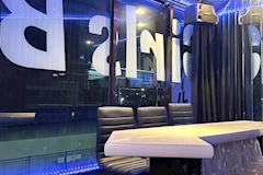 Girls Bar ViVi・ヴィヴィ - 登戸・向ヶ丘遊園のガールズバー 店舗写真