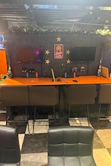 JJ烏森・ジェージェーカラスモリ - 新橋のガールズバー 店舗写真