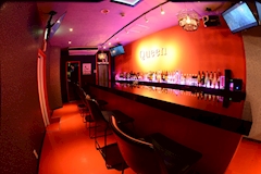 Queen・クイーン - 熊本市・下通りのガールズバー 店舗写真