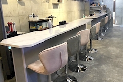 BAR RAYLEIGH・レイリー - 堂山町のガールズバー 店舗写真