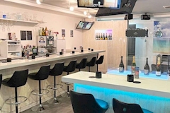 Gal-T・ガルティー - 川崎のガールズバー 店舗写真