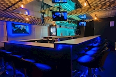 Girl’s Bar ALBAN・アリバン - 新橋のガールズバー 店舗写真