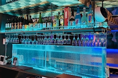 Girl’s Bar ALBAN・アリバン - 新橋のガールズバー 店舗写真