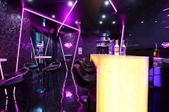 Luxury BAR CHANCE・チャンス - ミナミのガールズバー 店舗写真