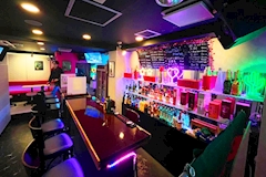ガールズバー Dears・ディアーズ - 西日暮里のガールズバー 店舗写真