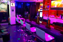 ガールズバー Dears・ディアーズ - 西日暮里のガールズバー 店舗写真