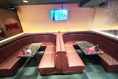 OZ KOBE・オズコウベ - 三宮のスナック 店舗写真