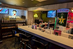 Baby EIGHT・ベビーエイト - 錦糸町のガールズバー 店舗写真