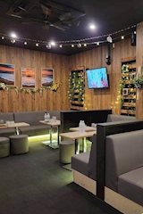LOUNGE 3² TwoThree・ツースリー - 川崎駅東口のクラブ/ラウンジ 店舗写真