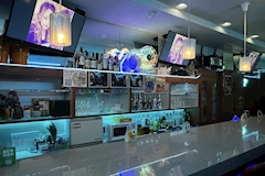 Girls Bar HONEY HUNT・ハニーハント - 湯島・上野のガールズバー 店舗写真