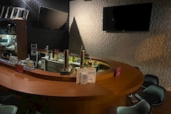 GIRLS BAR Roys・ロイズ - 長崎市・思案橋のガールズバー 店舗写真