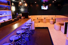 GIRL'S BAR MOANA・モアナ - 広島市（流川）のガールズバー 店舗写真