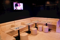 GIRL'S BAR MOANA・モアナ - 広島市（流川）のガールズバー 店舗写真