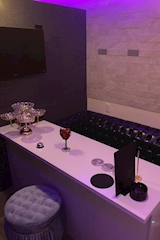 Girls BAR LOUNGE Lupinus・ルピナス - 西新宿のガールズバー 店舗写真