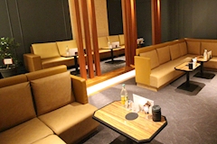 club BRIGHT MOON・ブライトムーン - 岡山市(岡山駅前)のキャバクラ 店舗写真