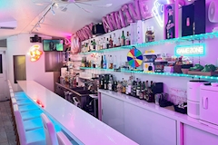 Girl's Bar ROOMIX・ルーミックス - 三軒茶屋のガールズバー 店舗写真
