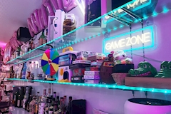 Girl's Bar ROOMIX・ルーミックス - 三軒茶屋のガールズバー 店舗写真