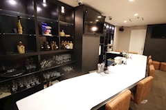Bar Stella・ステラ - 名古屋 錦のガールズバー 店舗写真