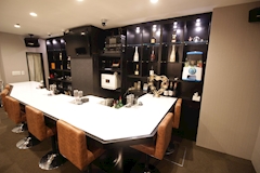 Bar Stella・ステラ - 名古屋 錦のガールズバー 店舗写真