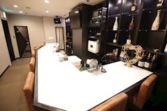 Bar Stella・ステラ - 名古屋 錦のガールズバー 店舗写真