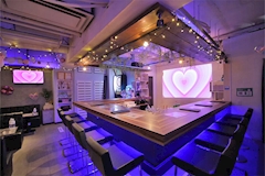 GIFT・ギフト - すすきのガールズバー 店舗写真