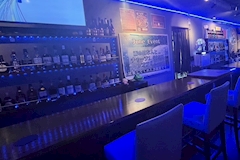 Girls Bar Duras・デュラス - 祖師ヶ谷大蔵のガールズバー 店舗写真