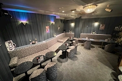 華美月・ハナミズキ - 神田のパブ/スナック 店舗写真