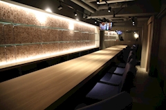vivid cafe・ヴィヴィッドカフェ - 池袋西口のガールズバー 店舗写真