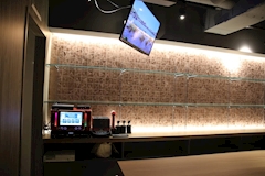 vivid cafe・ヴィヴィッドカフェ - 池袋西口のガールズバー 店舗写真