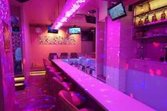 Girls Bar Lucy・ルーシー - 四ツ谷のガールズバー 店舗写真