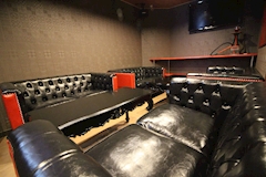 Bar Dope・ドープ - 八尾のガールズバー 店舗写真