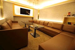 Lapin・ラパン - 瀬田のガールズバー 店舗写真