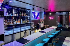 LA BIT - 富士見のガールズバー 店舗写真
