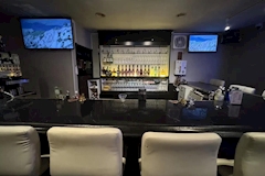 Girls Bar MARRY・マリー - 上野のガールズバー 店舗写真
