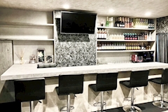 LOUNGE eight8・ラウンジエイト - 高槻のラウンジ/クラブ 店舗写真