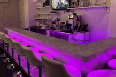 Girls bar Montre Renee・モントレールネ - 北千住のガールズバー 店舗写真