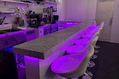 Girls bar Montre Renee・モントレールネ - 北千住のガールズバー 店舗写真