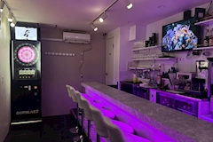 Girls bar Montre Renee・モントレールネ - 北千住のガールズバー 店舗写真